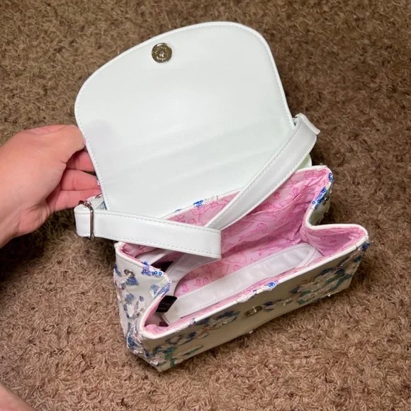 Disney Loungefly – Alice in Wonderland Sequined Crossbody Bag - Picture 5 of 7